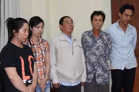 Các đối tượng trong đường dây cá độ bóng đá.