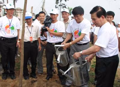 Phát huy tiềm năng, thế mạnh của biển đảo trong sự nghiệp xây dựng và bảo vệ Tổ quốc ảnh 1