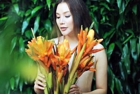 Hồ Quỳnh Hương.