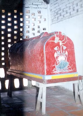 Cận cảnh chiếc bao quan kỳ lạ.