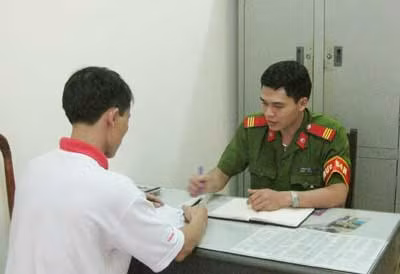 Công an phường Vũ Ninh giải quyết vụ việc.