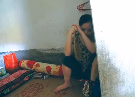 Tử tù Nguyễn Thị Ngọc mệt mỏi sau nhiều năm dài trong buồng biệt giam.