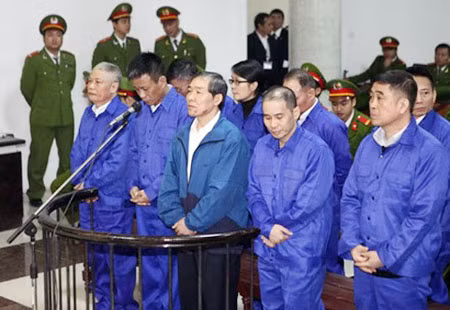 Dương Chí Dũng và đồng phạm. Ảnh: Hoàng Long.