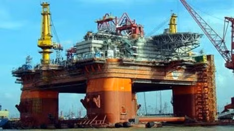 Năm 2009, CNOOC yêu cầu xây dựng giàn khoan Hải Dương 981 với kinh phí gần 1 tỉ USD.
