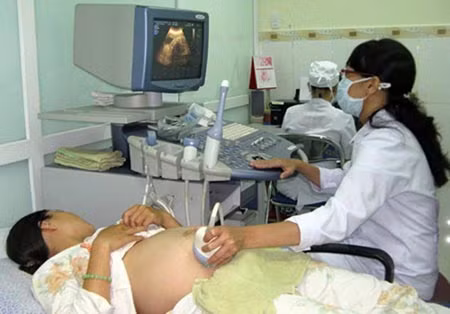 80% phụ nữ biết trước giới tính bào thai qua siêu âm. Ảnh minh họa.