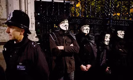 Các thành viên của Anonymous.