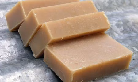 Một trong những loại xà phòng sữa mẹ.