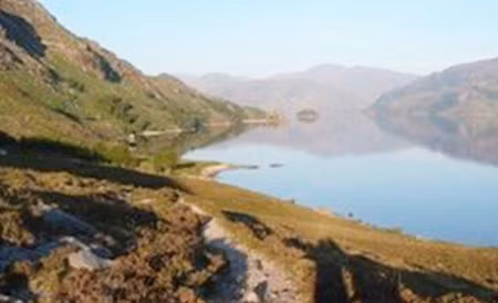 Hồ Morar là vùng nước sâu nhất ở British Isles.