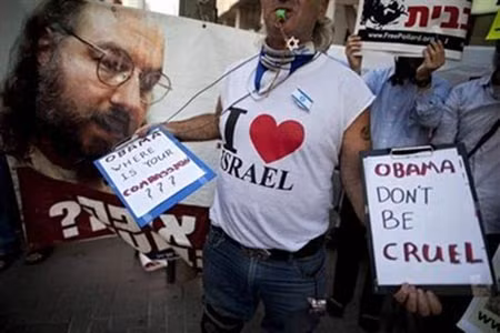 Người Israel biểu tình bên ngoài Đại sứ quán Mỹ ở Tel Aviv đòi thả Jonathan Pollard, ngày 20/6/2011.