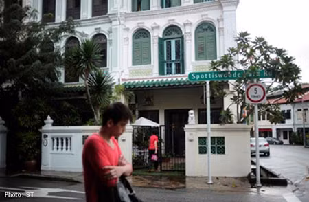 Căn nhà ở Singapore, nơi Shane Tood sống ở tầng 1.