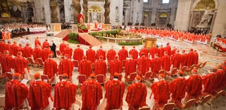 Thánh lễ tại Đại Giáo đường St. Peter trước khi khai cuộc Mật nghị Hồng y.