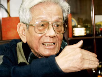 Nhà báo Hữu Thọ.