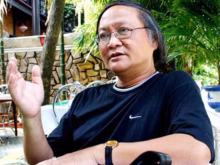GS.TS-KTS Hoàng Đạo Kính.