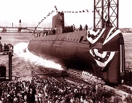 Lễ hạ thủy Nautilus SSN-571.