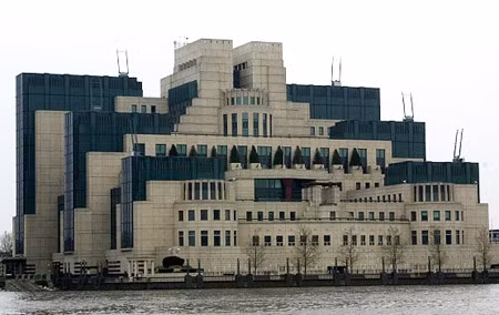 Trụ sở của MI-6 tại Vauxhall, London.