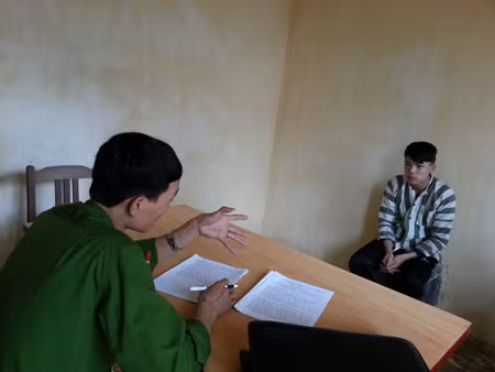 Lê Văn Doanh tại Cơ quan điều tra.