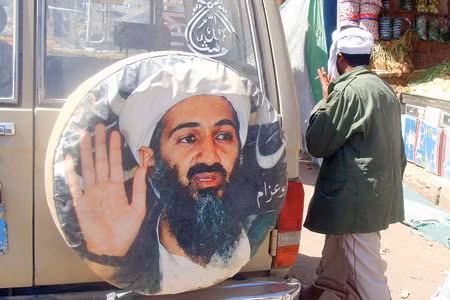 Ảnh Bin Laden được quảng bá công khai tại thành phố Rade'a thuộc đông nam Yemen.