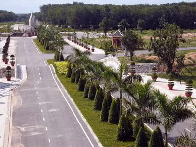 Một góc nghĩa trang Yên Kỳ.