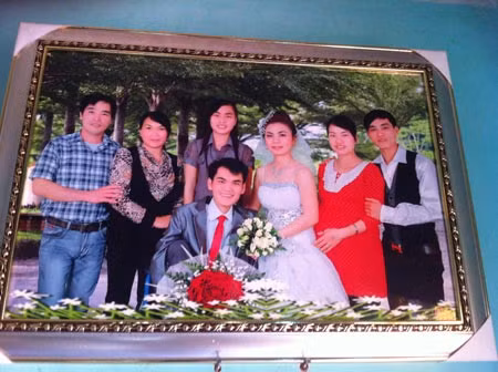 Tấm ảnh cưới của Tĩnh.