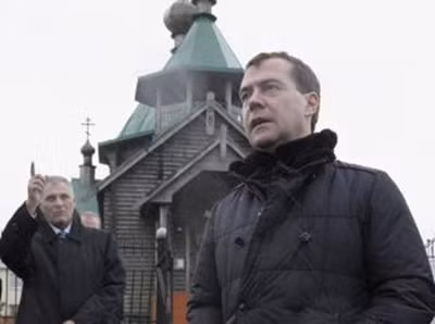 Tổng thống Medvedev thăm Kunashiri, 1 trong 4 đảo của quần đảo Kuril đang tranh chấp với Nhật.