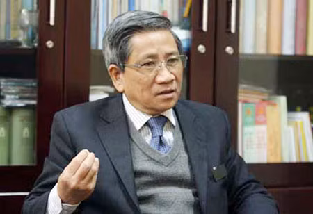 Giáo sư Nguyễn Minh Thuyết.