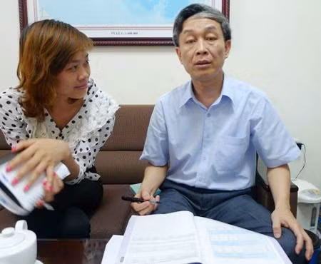Ông Hoàng Văn Tân đang trao đổi với PV CSTC về tình trạng vi phạm SHTT ở Việt Nam.