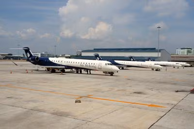 Đội tàu bay thương mại Bombardier CRJ 900 của Air Mekong.