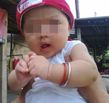 Đứa con nhỏ tội nghiệp của A.