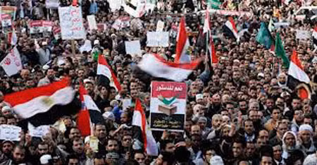 Người biểu tình ủng hộ ông Morsi, phản đối quân đội.