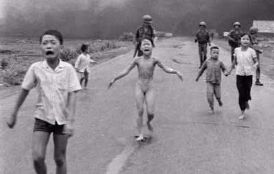 Ảnh "em bé napalm" vĩ đại nhất trong lịch sử ảnh 1