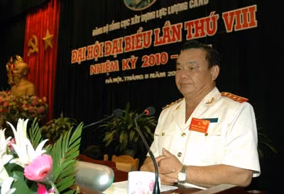 Đồng chí Thượng tướng Nguyễn Khánh Toàn phát biểu chỉ đạo đại hội Đảng bộ Tổng cục XDLL CAND nhiệm kỳ 2010 - 2015. Ảnh: C.G.