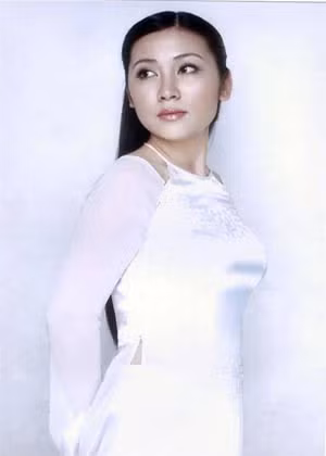 Ca sĩ Lô Thủy, một giọng ca chuyên hát nhạc Trịnh sẽ có mặt trong chương trình.