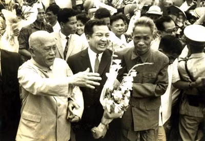 Bác Tôn Đức Thắng, Ngài Samdec Norodom Sihanouk cùng Thủ tướng Phạm Văn Đồng (năm 1973).