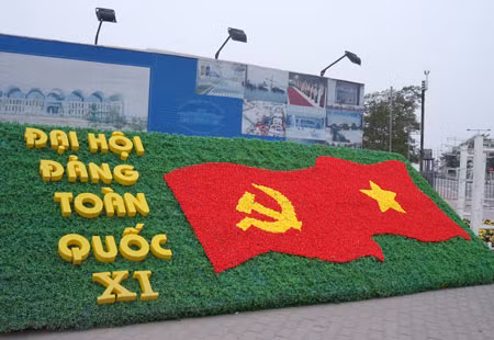Trang trí chào mừng Đại hội tại khu vực Trung tâm Hội nghị quốc gia Mỹ Đình.