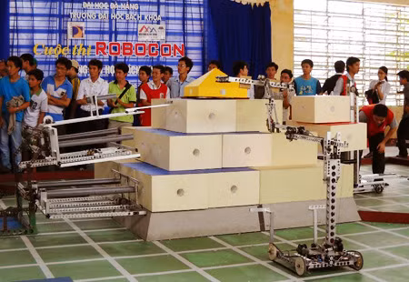 Các đội robot của trường Đại học Bách khoa - Đại học Đà Nẵng hứa hẹn nhiều đột phá và đạt thành tích cao tại sân nhà.