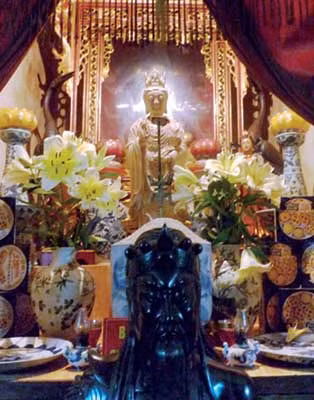 Cung thờ Linh Nhân hoàng thái Hậu Ỷ Lan.