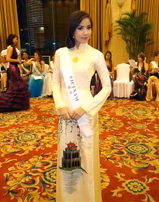 Bức tranh "Phố cổ Hà Nội".