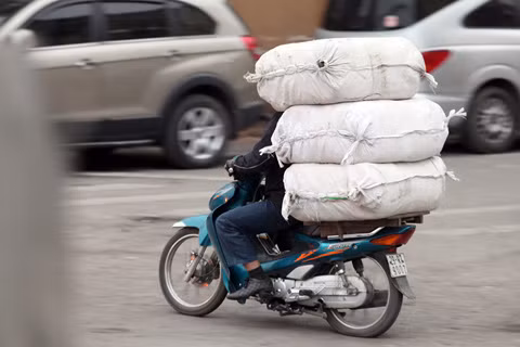 Trên đường Trần Nhật Duật.