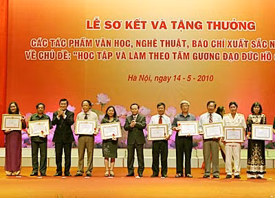 Đẩy mạnh sáng tác, quảng bá về "tấm gương đạo đức Hồ Chí Minh” ảnh 1