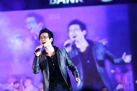 Ca sĩ Hà Anh Tuấn.