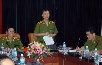 Thứ trưởng Phạm Quý Ngọ phát biểu chỉ đạo tại hội nghị sơ kết.