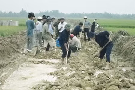 Công tác tìm kiếm và cất bốc hài cốt liệt sĩ vẫn đang được tiến hành.