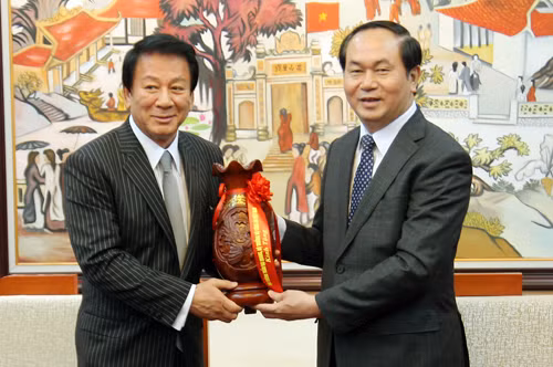 Bộ trưởng Trần Đại Quang tiếp Đại sứ đặc biệt Việt Nam-Nhật Bản Sugy Ryotaro ảnh 2