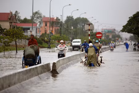 Lũ các sông từ Thanh Hóa đến Hà Tĩnh dâng cao.