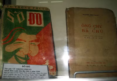 Bản “Số đỏ” có bìa do họa sỹ Tô Ngọc Vân trình bày, NXB Minh Đức ấn hành từ năm 1946.