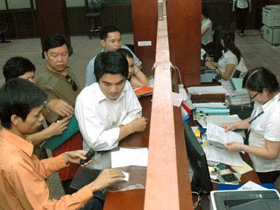 Đột phá trong cải cách thủ tục hành chính đã giúp người dân và doanh nghiệp tiết kiệm được thời gian, giảm phiền hà. Ảnh: Phong Cầm.