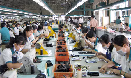 Nếu thiếu điện thì việc sản xuất hàng xuất khẩu sẽ gặp không ít khó khăn.