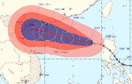 Hướng đi của cơn bão Nock Ten (ảnh: NCHMF).