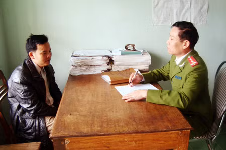Tám khai nhận tội với cơ quan Công an.