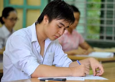 Thí sinh cần đặc biệt chú ý khi kê khai nguyện vọng thi tuyển.